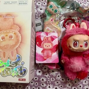 POP MART The Monsters Labubu BIE LOVE **MANUFACTURE DAMAGE** READ DESCRIPTION